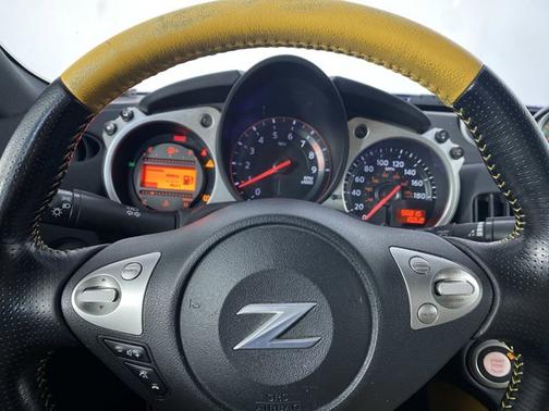 2019 Nissan 370Z BASE