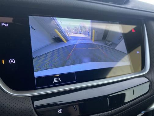 2025 Cadillac XT6 FWD Luxury