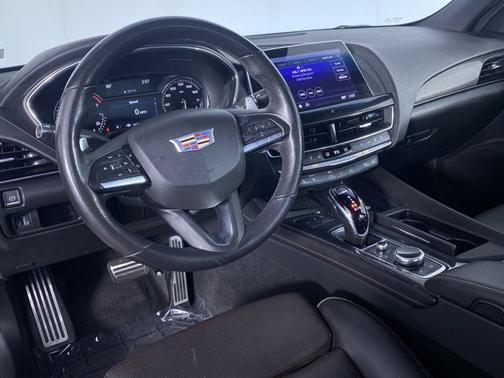 2023 Cadillac CT5 Sport