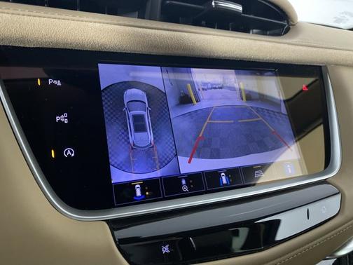 2022 Cadillac XT5 AWD Sport