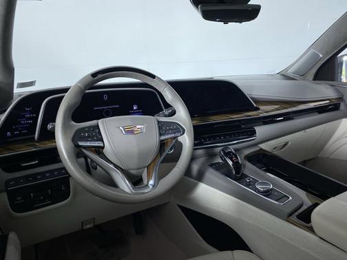 2023 Cadillac Escalade 4WD Sport Platinum