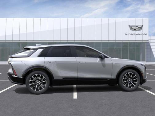 2025 Cadillac LYRIQ Sport