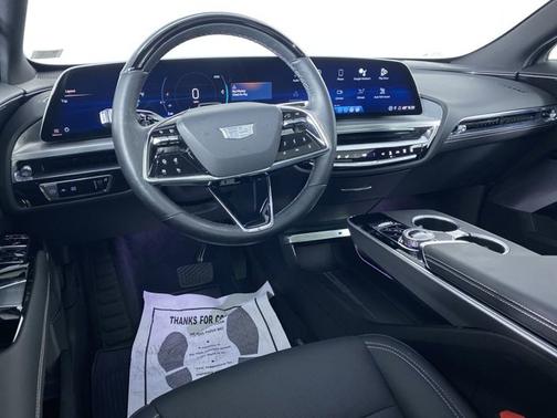 Stellar Black Metallic 2024 Cadillac LYRIQ Luxury