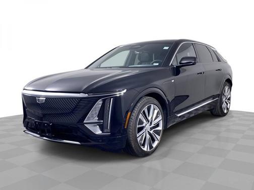 Stellar Black Metallic 2024 Cadillac LYRIQ Luxury