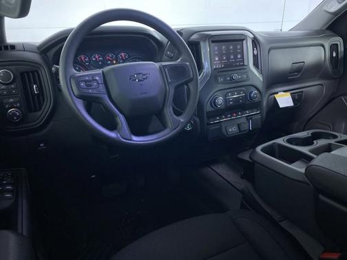 Sterling Gray Metallic 2026 Chevrolet Silverado 1500 Custom Trail Boss