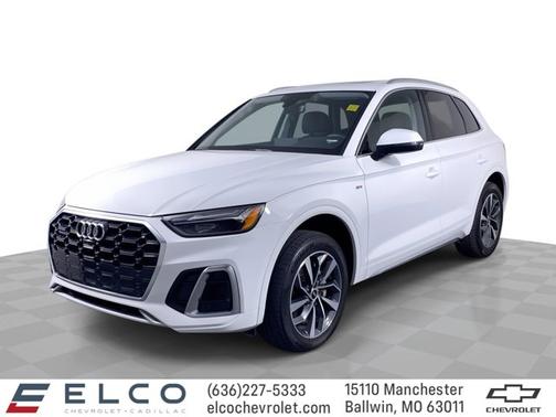 2022 Audi Q5 S line Premium Plus