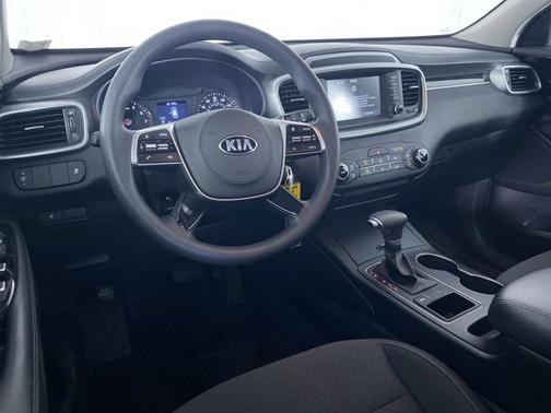 2020 Kia Sorento L