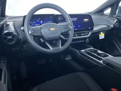 2026 Chevrolet Equinox EV LT1 w/PCY