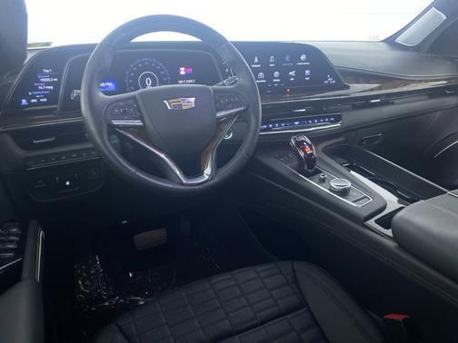 2023 Cadillac Escalade 4WD Sport Platinum