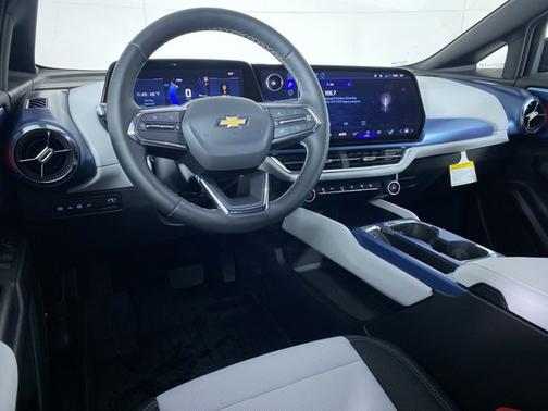 Black 2026 Chevrolet Equinox EV LT2 w/PDE