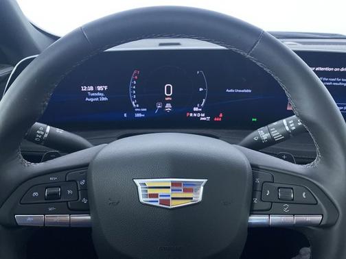 2024 Cadillac XT4 AWD Premium Luxury