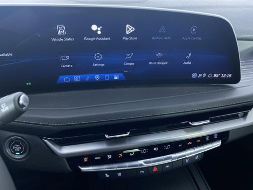 2024 Cadillac XT4 AWD Premium Luxury