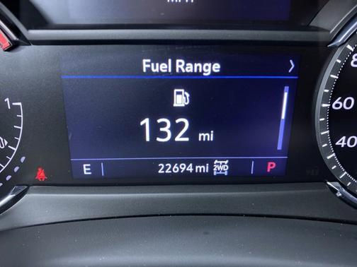2022 Cadillac XT4 AWD Premium Luxury