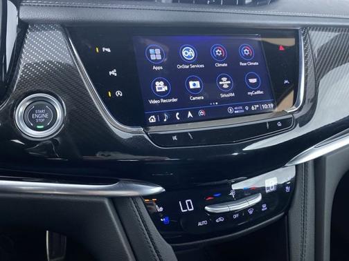 Argent Silver Metallic 2025 Cadillac XT6 AWD Sport