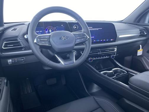 2025 Chevrolet Traverse FWD LT