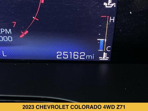 Summit White 2023 Chevrolet Colorado 4WD Z71