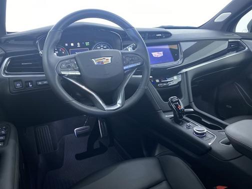 2025 Cadillac XT6 AWD Sport