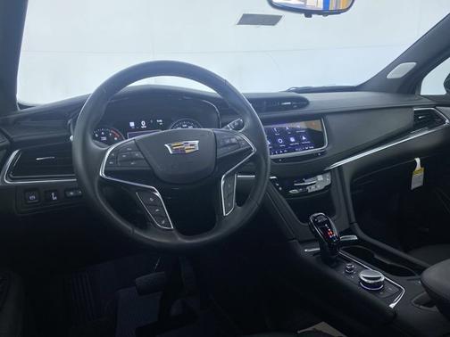 2025 Cadillac XT5 FWD Premium Luxury