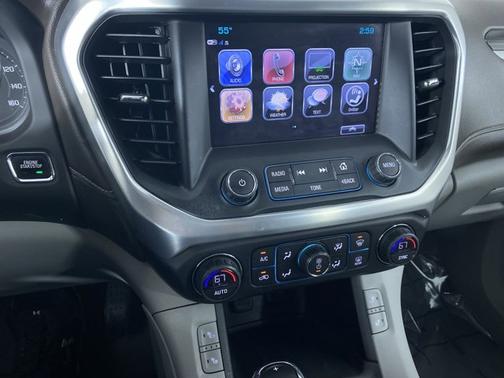 2017 GMC Acadia SLT-1