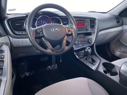 Ebony Black 2013 Kia Optima LX