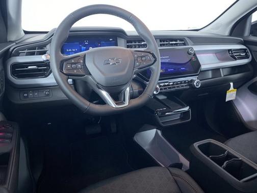 Mosaic Black Metallic 2027 Chevrolet Bolt RS