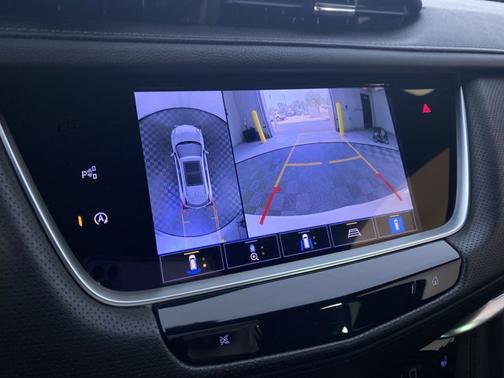 2022 Cadillac XT5 AWD Sport
