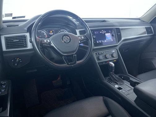2019 Volkswagen Atlas 2.0T SE w/Technology