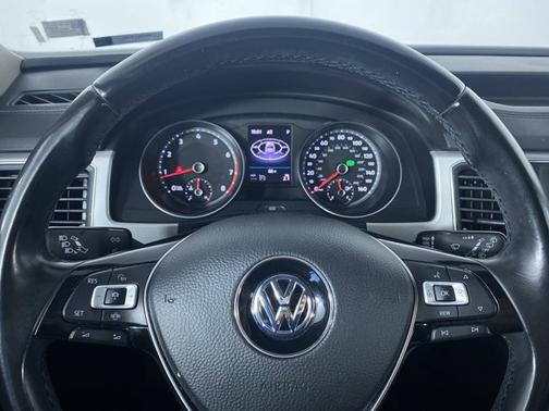 2019 Volkswagen Atlas 2.0T SE w/Technology