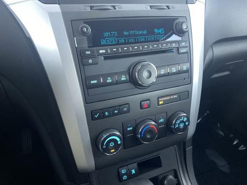 2011 Chevrolet Traverse LT w/1LT