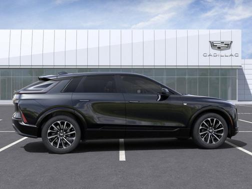 2025 Cadillac LYRIQ Sport