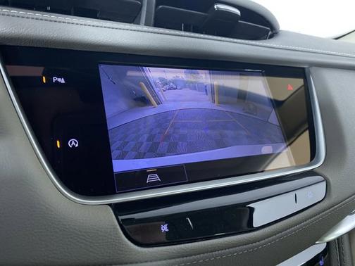2022 Cadillac XT5 AWD Premium Luxury