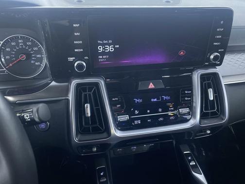 2023 Kia Sorento Hybrid EX