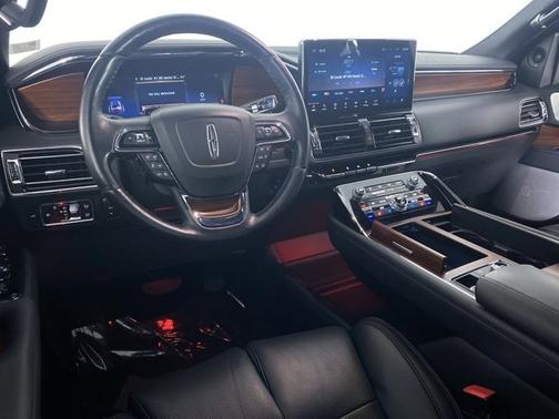 Gray 2022 Lincoln Navigator Reserve