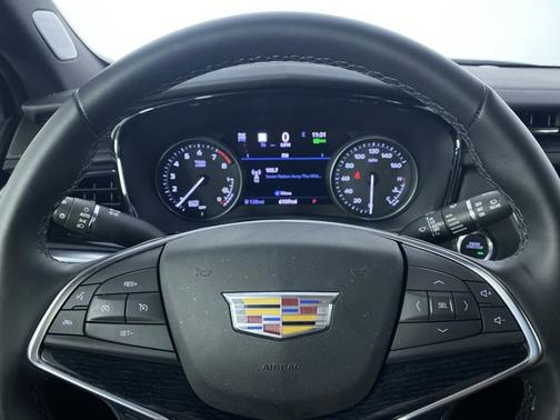 2025 Cadillac XT5 AWD Premium Luxury