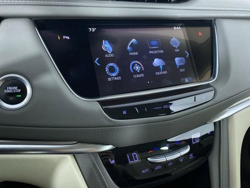 2017 Cadillac XT5 Luxury AWD