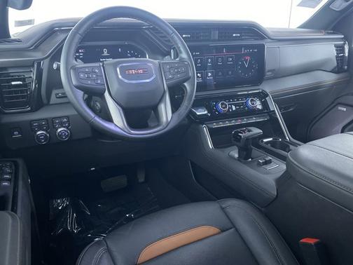 Sterling Metallic 2024 GMC Sierra 1500 AT4
