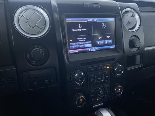 2014 Ford F-150 4WD SuperCrew 145 FX4