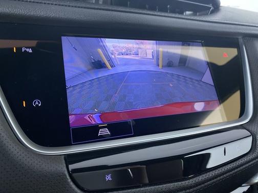 2022 Cadillac XT5 FWD Premium Luxury