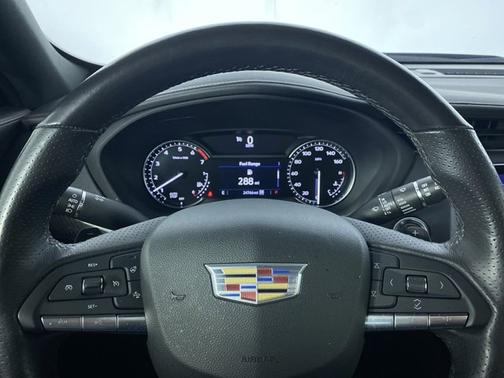 2023 Cadillac XT4 AWD Sport