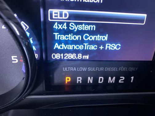 2015 Ford F-250 4WD Crew Cab 172 Lariat