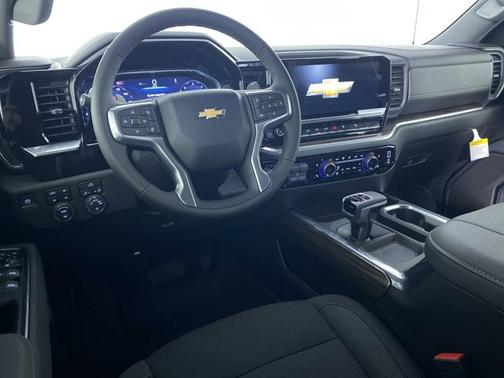 2026 Chevrolet Silverado 1500 1LT