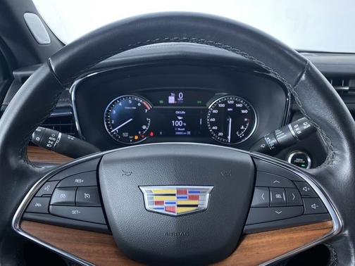2023 Cadillac XT5 AWD Premium Luxury