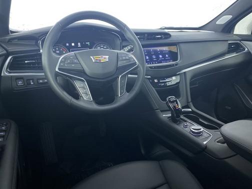 2025 Cadillac XT5 AWD Premium Luxury