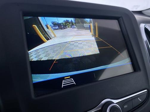 Summit White 2019 Chevrolet Equinox LS