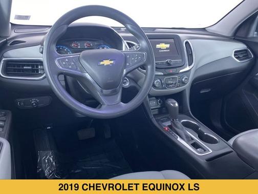 Summit White 2019 Chevrolet Equinox LS