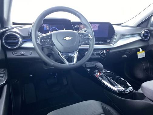 Sterling Gray Metallic 2026 Chevrolet Trax LT