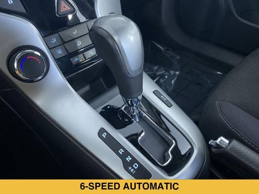 Silver Ice Metallic 2014 Chevrolet Cruze 1LT