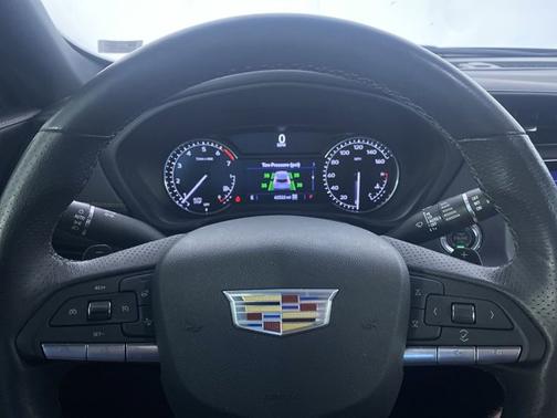 2022 Cadillac XT4 AWD Sport