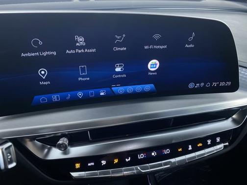 2026 Cadillac LYRIQ Premium Sport