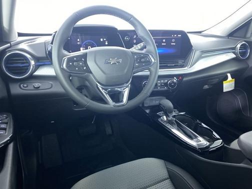 Sterling Gray Metallic 2026 Chevrolet Trax LT